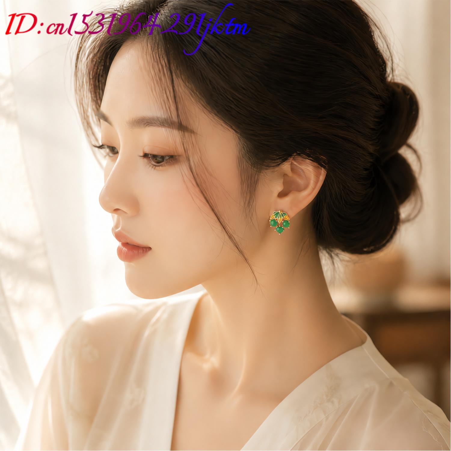 ビルマ産翡翠のぶどうモチーフピアス、ヴィンテージ風、天然素材 - Earrings のレビューと価格