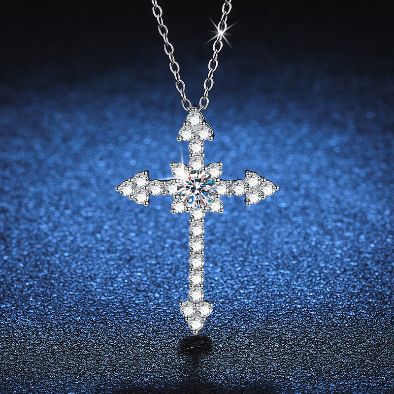 LioraGem プラチナ PT950 フルダイヤモンド ク - Cross Pendant Necklace Gold のレビューと価格