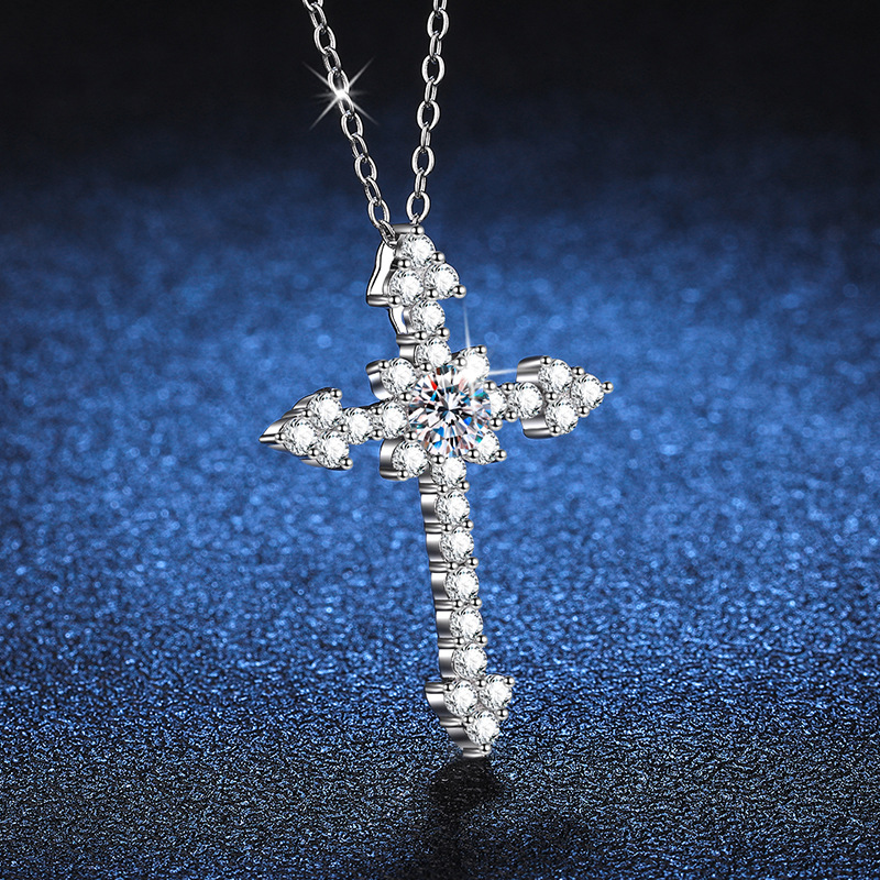 LioraGem プラチナ PT950 フルダイヤモンド ク - Cross Pendant Necklace Gold のレビューと価格