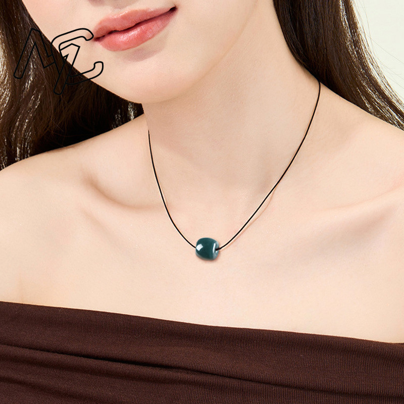 天然ミャンマー産エメラルドディープブルーウォーターロードコネ - Necklaces のレビューと価格